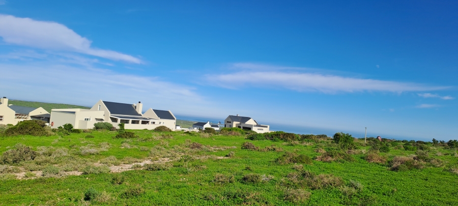0 Bedroom Property for Sale in Hoogland Western Cape